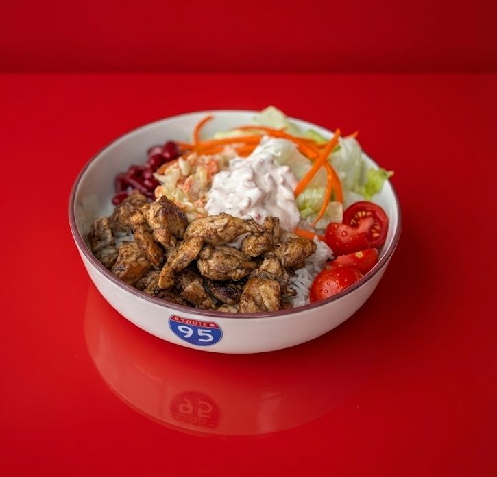 Kekikli tavuklu bowl